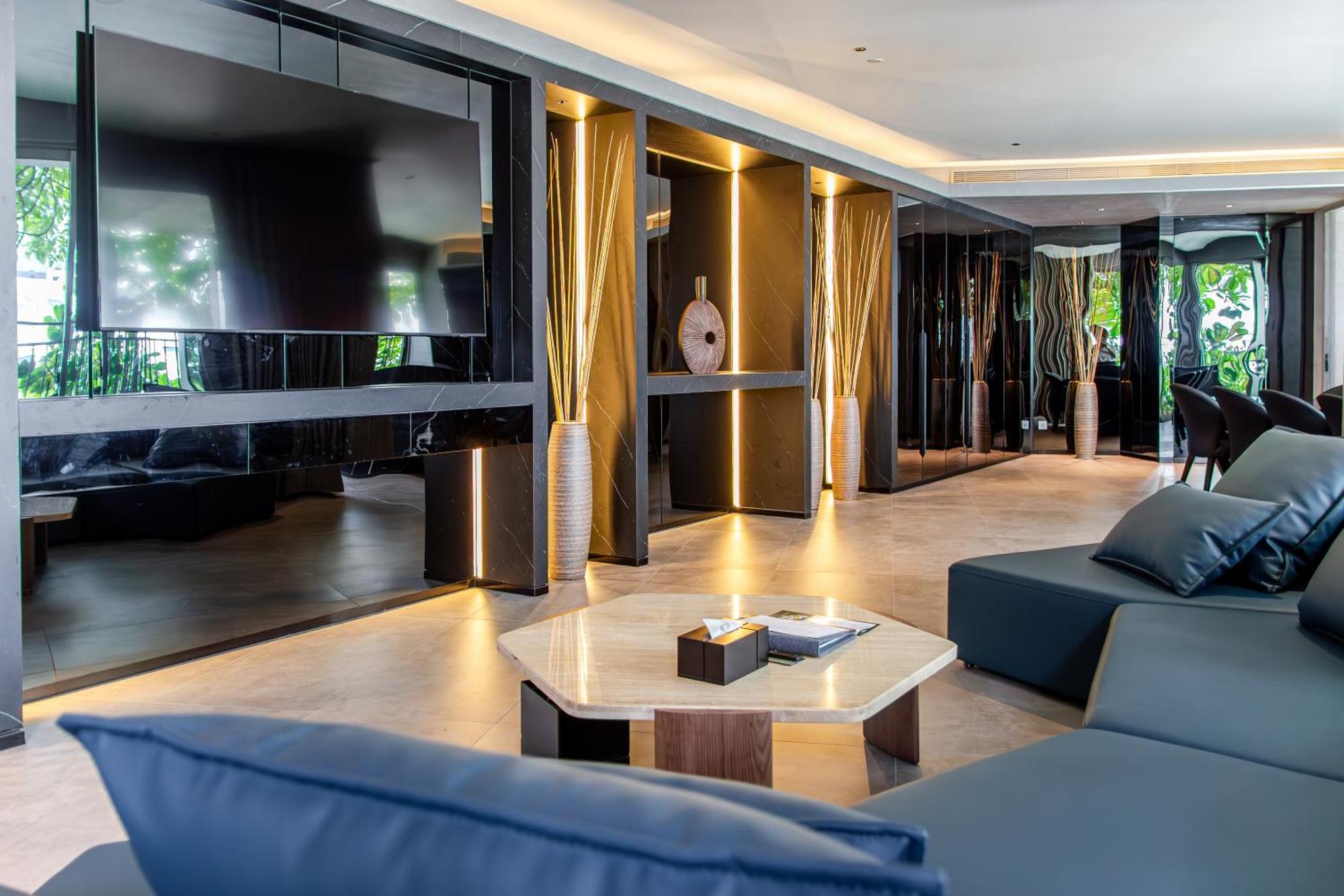 M Hotel Danang Екстериор снимка The lobby of the hotel